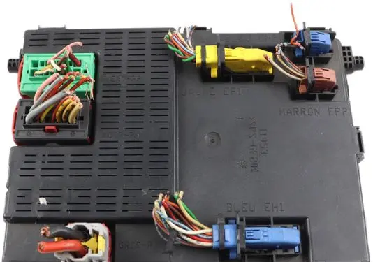Citroen Xsara Picasso Fuse module 9650913880 16199401