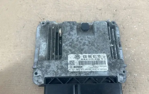 Volkswagen Caddy Engine control unit/module 03G906021PD 0281014073 03G906021CG