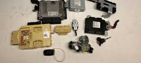 KIA Optima Engine ECU kit and lock set 391602A930