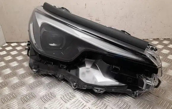 Lexus LBX Headlight/headlamp KOITO52360
