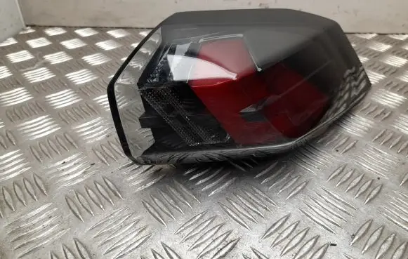Peugeot 2008 II Rear/tail lights FR2695020201