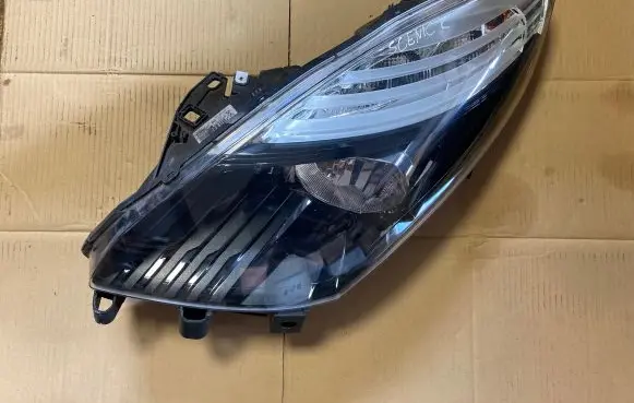 Renault Scenic III - Grand scenic III Headlight/headlamp 260600024R 89902928