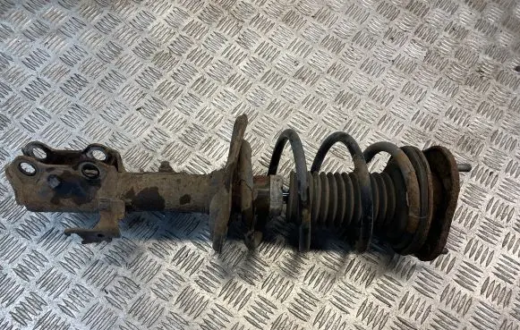 Toyota Auris 150 Front shock absorber/damper