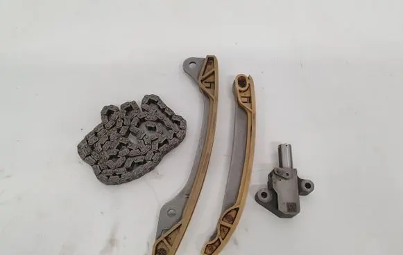 Renault Captur II Timing belt tensioner 130704396R