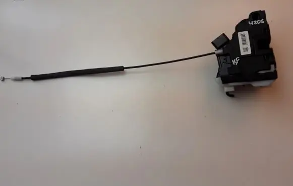 Hyundai i20 (GB IB) Front door lock 81310c8020