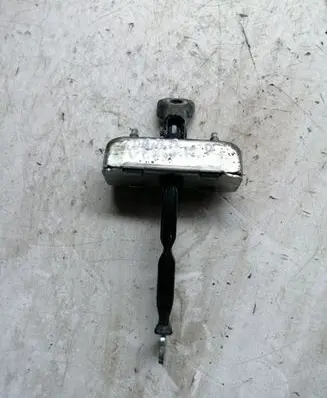 Toyota Corolla Verso AR10 Front door check strap stopper