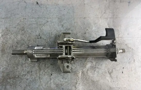 Jeep Grand Cherokee (WK) Steering wheel axle P05057151AD