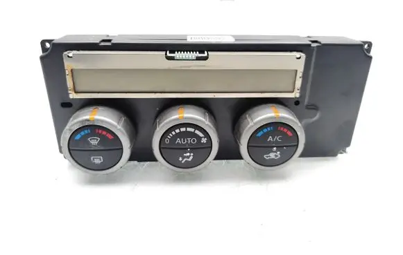 Nissan Navara Climate control unit 27500EB56C 10242006