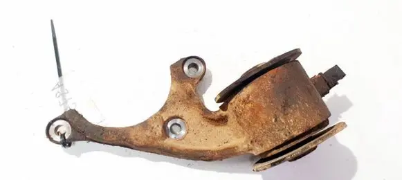 Suzuki Grand Vitara II Engine mount bracket 66j21