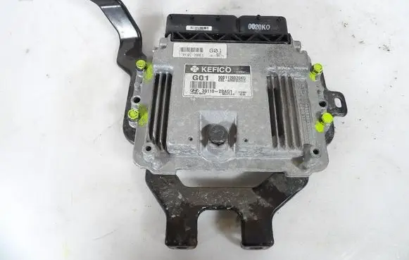 Hyundai ix35 Engine control unit/module ECU 39110-2BAG1