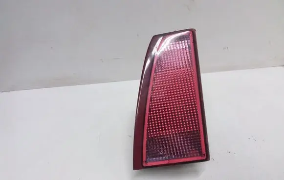 Nissan Primera Tailgate rear/tail lights