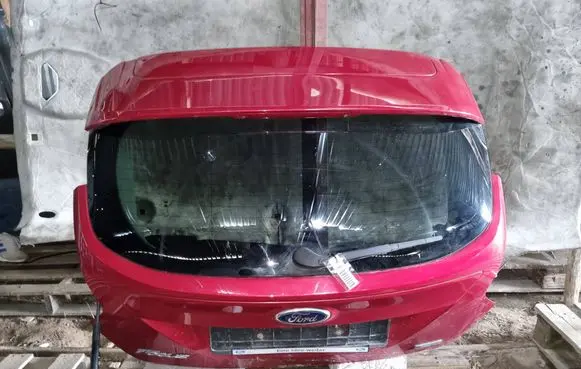 Ford Focus Tailgate/trunk/boot lid