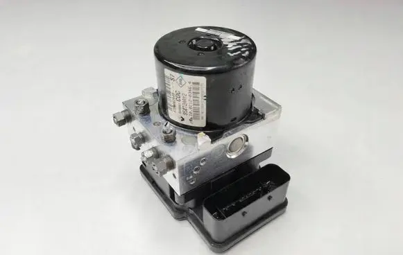 Renault Megane III ABS Pump 476606264R 000405104E0