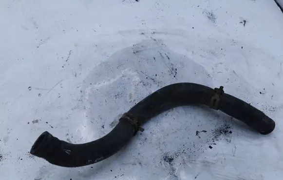 Nissan X-Trail T31 Engine coolant pipe/hose NOCODE