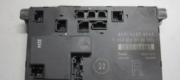 Mercedes-Benz E W211 Door control unit/module 2198200726