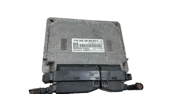 Skoda Octavia Mk2 (1Z) Engine control unit/module 03E906023B 5WP4041204