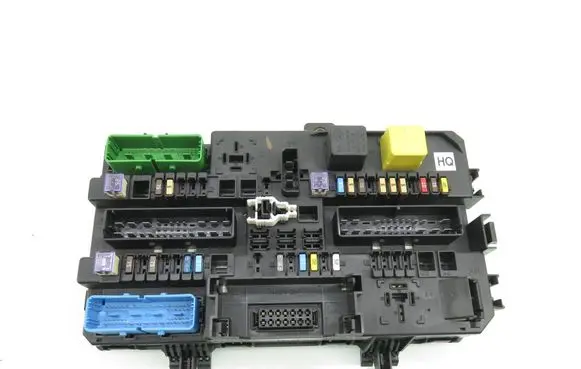 Opel Zafira B Central body control module 5DK00866953 13220831HQ