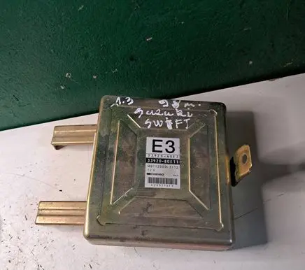 Suzuki Swift Cultus Engine control unit/module 3392060E3 3392080E11 MB1120003172