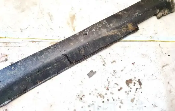 Hyundai Sonata Sill
