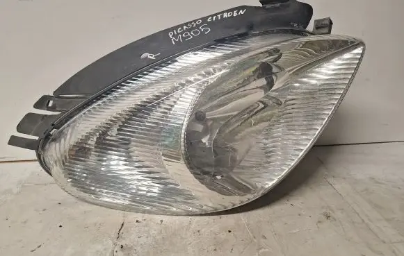 Citroen Xsara Picasso Headlight/headlamp 02HCR PL02A011A