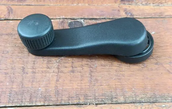 Skoda Fabia Mk2 (5J) Rear door window winding handle 1H0837581D