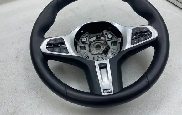 BMW i4 Steering wheel 7857778 209081