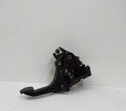 Clutch pedal
