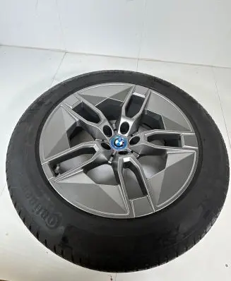 BMW iX R20 alloy rim 