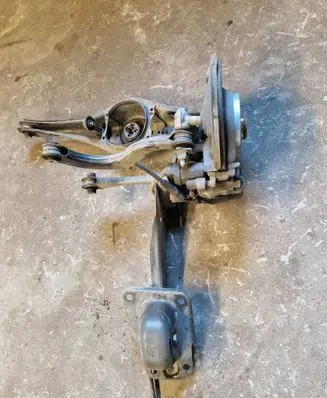 Volkswagen PASSAT B8 Rear wheel hub spindle/knuckle 