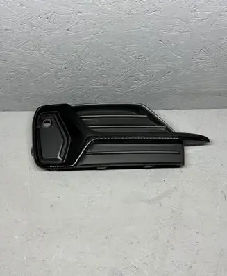Volvo XC90 Front bumper lower grill 31383839