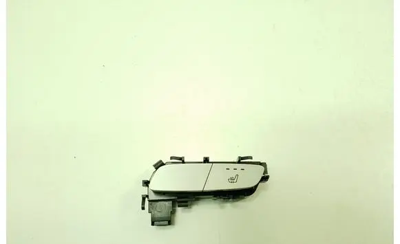 Mercedes-Benz C W205 Seat heating switch A2139057502