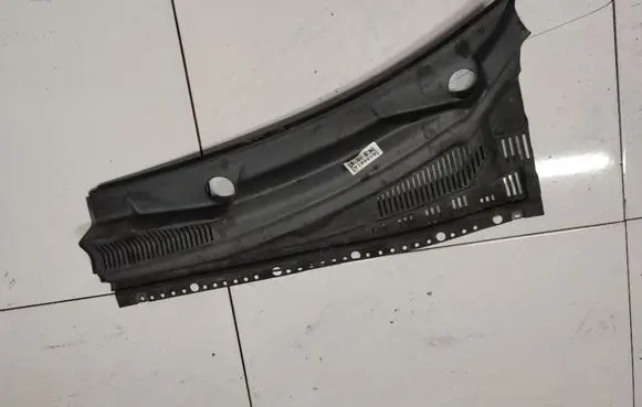 Wiper trim