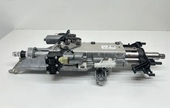 BMW 7 G11 G12 Steering wheel axle 6894879