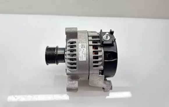BMW 1 F40 Generator/alternator 8680374 11F11 1042119871
