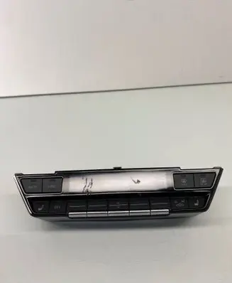 Audi Q4 Sportback e-tron Climate control unit 89A820043A H03SW0100