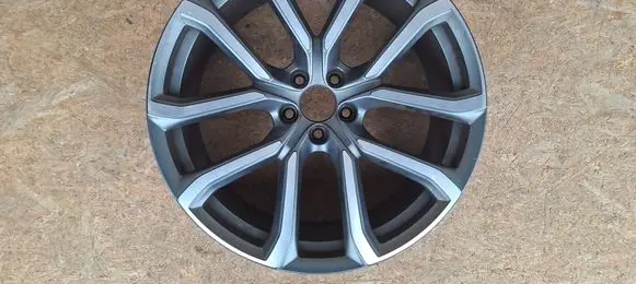 Volvo XC90 R20 alloy rim 31381202 C08369