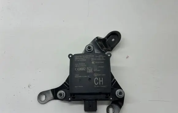 Toyota C-HR I Blind spot module 88162F4010 10R047527 2014DJ5772
