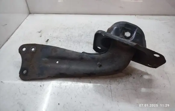 Volkswagen Golf VI Rear control arm 1K0505226