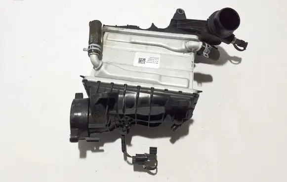 Volvo XC60 Intercooler radiator 8641466