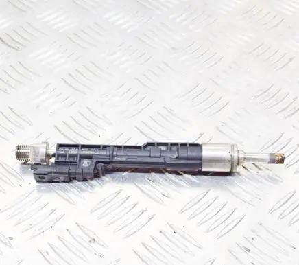 BMW 4 F32 F33 Fuel injector 7639994 0261500172