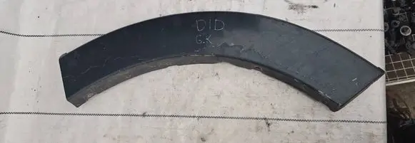 Mitsubishi Pajero Rear arch trim 7407a097