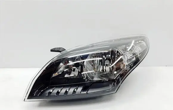 Renault Megane III Headlight/headlamp 260602545R