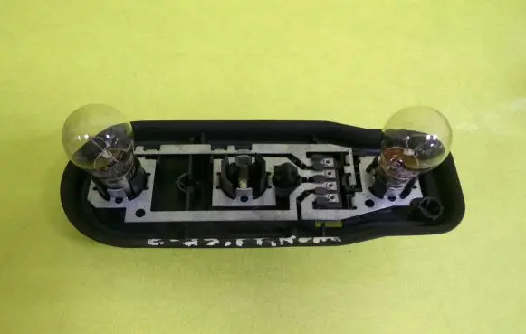 BMW 5 E39 Tail light bulb cover holder