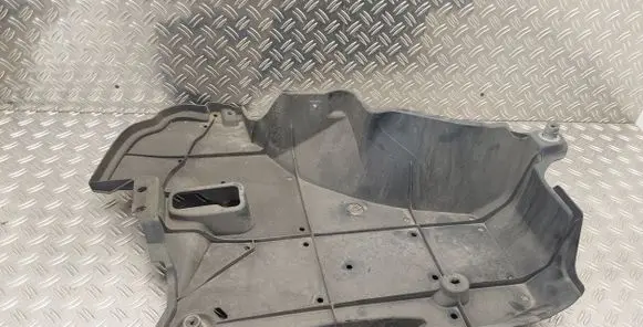 Toyota Verso Rear bumper underbody cover/under tray 583990F010