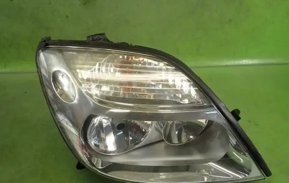 Renault Scenic I Headlight/headlamp 7700432097