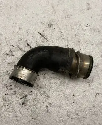 Volkswagen Golf V Intercooler hose/pipe 1T0145790B