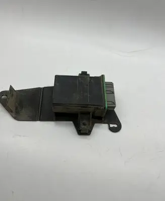 Peugeot Partner Coolant fan relay 9631577380