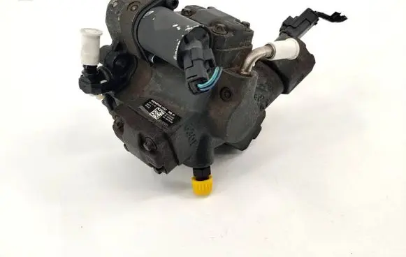 Volvo S40 Fuel injection high pressure pump 9685705080 A2C27100268