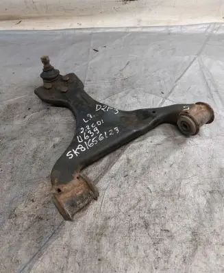 Mercedes-Benz Vito Viano W639 Front lower control arm/wishbone