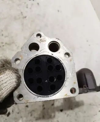Renault Laguna III EGR valve cooler 147352070R